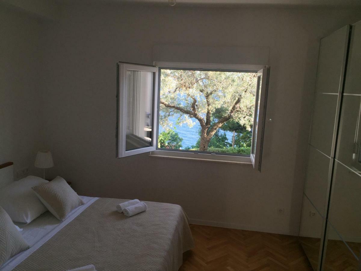 Sea View Apartment With A Huge Terrace Pisak Exterior photo