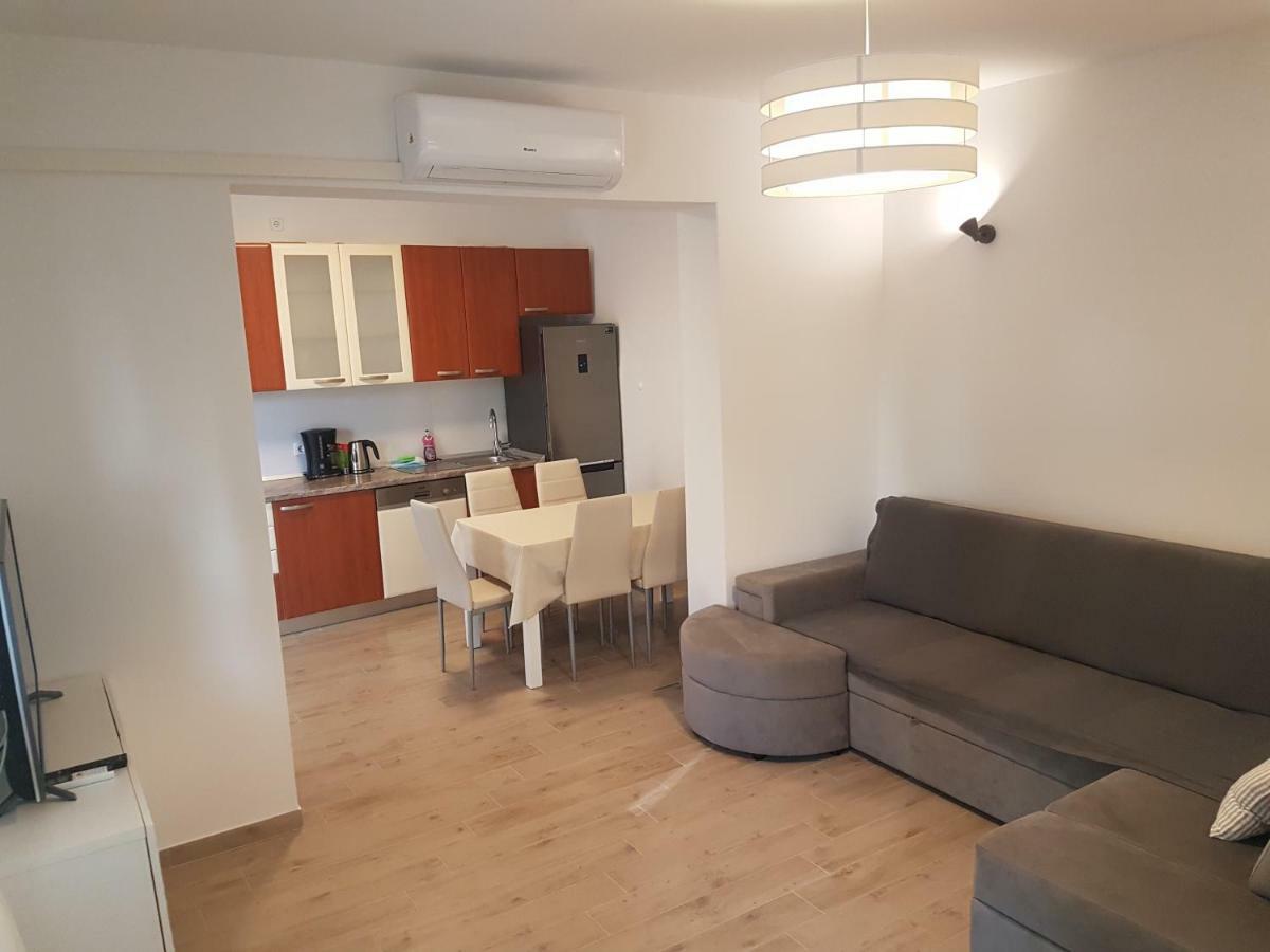 Sea View Apartment With A Huge Terrace Pisak Exterior photo